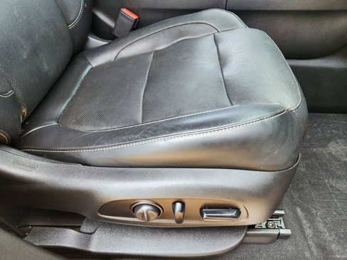 Used 2019 GMC Acadia SLT image 29