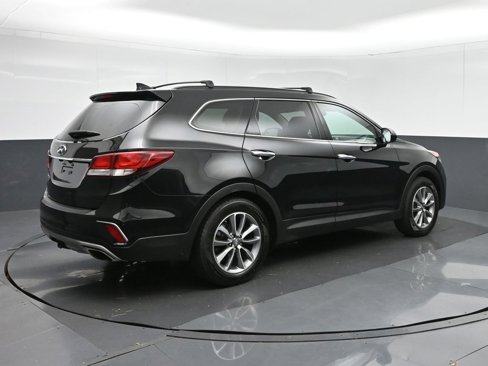 Used 2019 Hyundai Santa Fe XL SE image 7