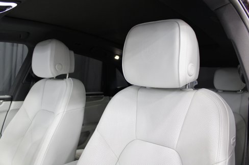 Used 2023 Porsche Macan S image 5