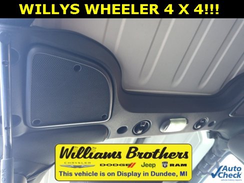 Used 2017 Jeep Wrangler Unlimited Sport image 31
