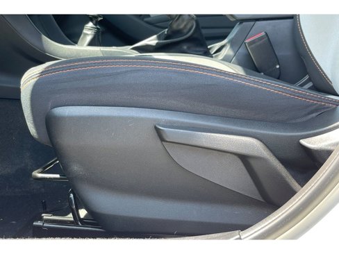 Used 2022 Subaru Crosstrek 2.0i Premium image 14