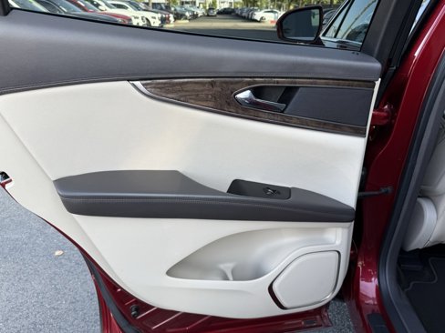 Used 2017 Lincoln MKX Reserve w/ Driver Assistance Package image 23