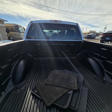 Used 2013 Ford F150 XLT w/ XLT Chrome Pkg image 12