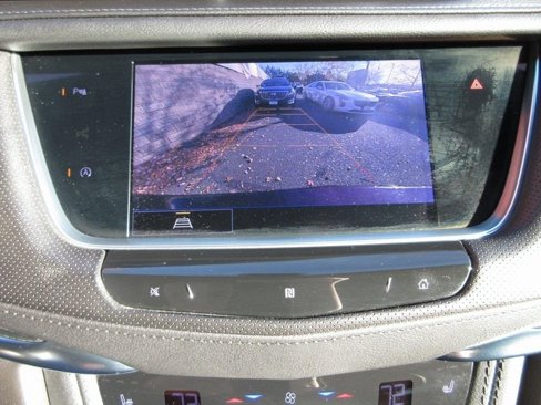 Certified 2021 Cadillac XT5 Premium Luxury image 26