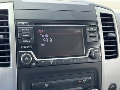 Used 2016 Nissan Frontier SV image 14