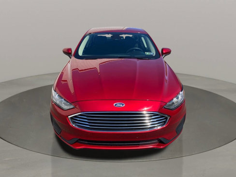Used 2019 Ford Fusion SE image 9