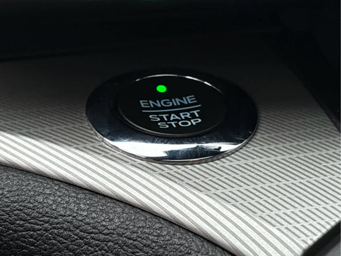 Used 2020 Ford Explorer XLT w/ Equipment Group 202A image 23
