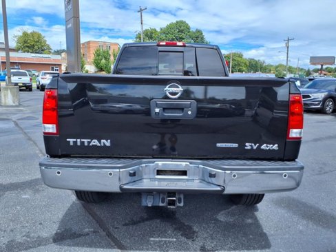 Used 2015 Nissan Titan SV w/ SV Value Truck Package image 23