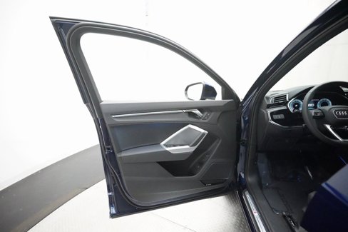 New 2025 Audi Q3 2.0T Premium Plus image 29