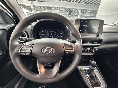 Used 2023 Hyundai Kona SEL image 16