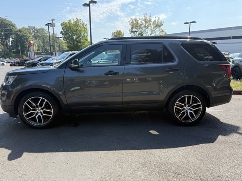 Used 2017 Ford Explorer Sport w/ Equipment Group 401A image 2