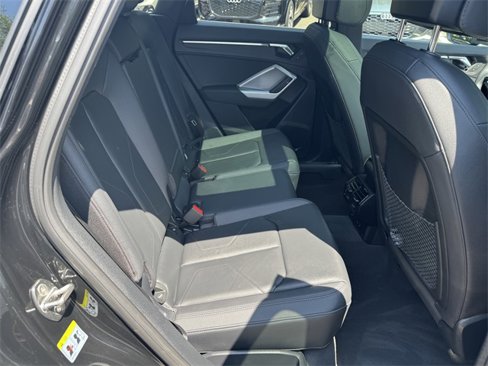 Certified 2022 Audi Q3 2.0T Premium image 33