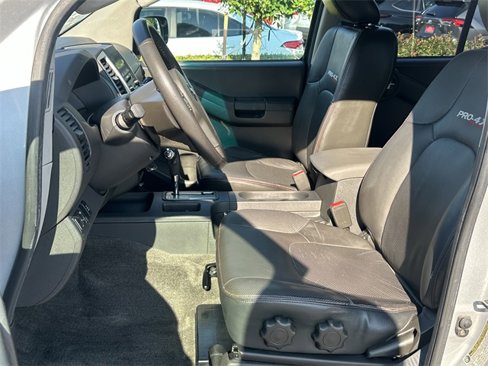 Used 2011 Nissan Xterra PRO-4X w/ Pro-4x Leather Pkg image 20