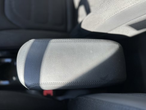 Used 2017 Jeep Renegade Altitude image 23