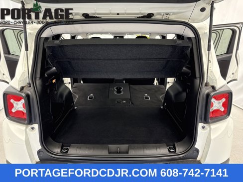 Used 2021 Jeep Renegade Latitude w/ Convenience Group image 41
