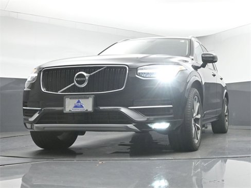 Used 2019 Volvo XC90 T5 Momentum w/ Protection Package Premier image 11