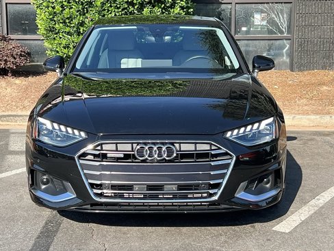 Used 2021 Audi A4 2.0T Premium Plus w/ Premium Plus Package image 3