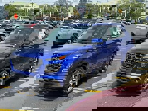 New 2025 Hyundai Venue SEL image 3