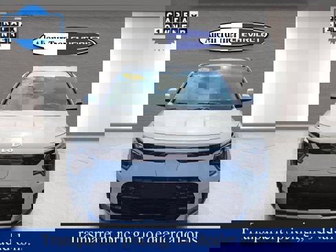 Used 2023 Kia Niro Wave image 2
