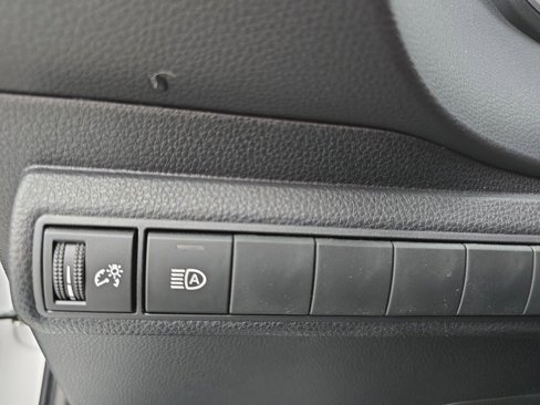 Used 2024 Toyota Corolla SE image 24