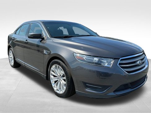 Used 2018 Ford Taurus SEL w/ Equipment Group 201A image 7