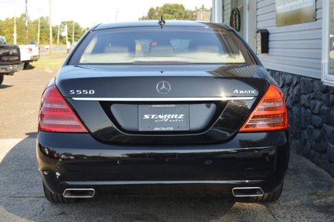 Used 2010 Mercedes-Benz S 550 4MATIC image 4