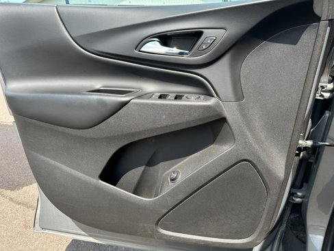 Used 2019 Chevrolet Equinox LT image 17