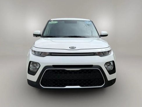 Used 2021 Kia Soul LX image 2