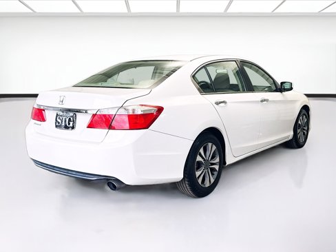 Used 2015 Honda Accord LX image 4