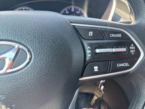 Used 2019 Hyundai Santa Fe SE image 14