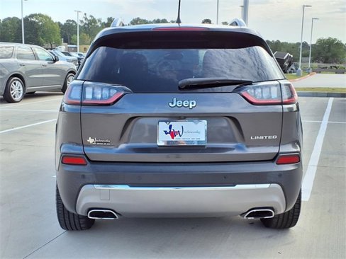 Used 2021 Jeep Cherokee Limited image 15