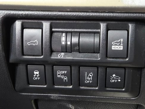 Used 2018 Subaru Outback 2.5i Premium image 36
