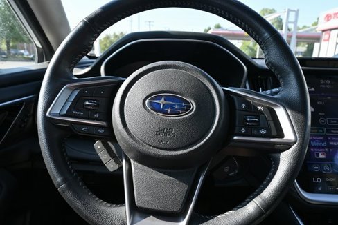 Used 2020 Subaru Outback Limited image 16