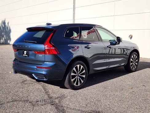 Certified 2025 Volvo XC60 B5 Plus w/ Climate Package image 7