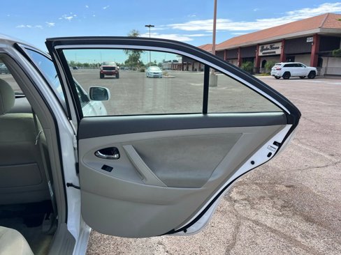 Used 2007 Toyota Camry Hybrid image 16
