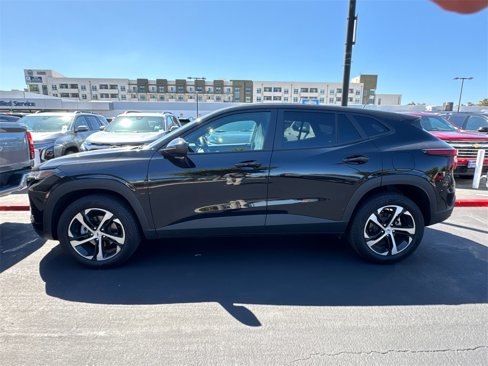 Used 2025 Chevrolet Trax RS w/ Sunroof Package image 4
