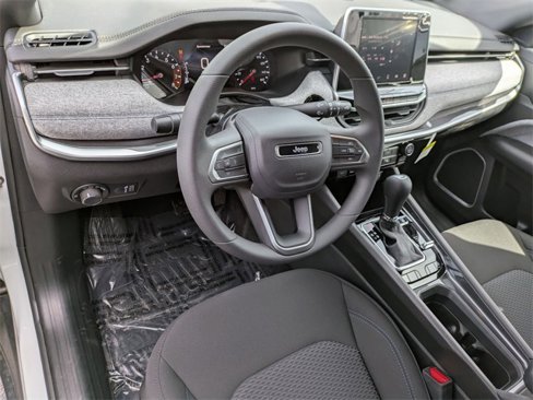 New 2025 Jeep Compass Sport image 10