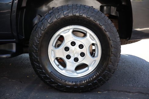 Used 2004 Chevrolet Tahoe LS image 38