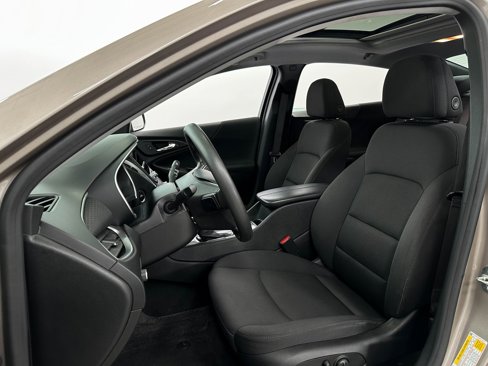 Used 2023 Chevrolet Malibu LT image 14