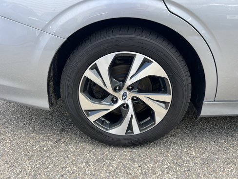 Used 2022 Subaru Legacy Premium image 9