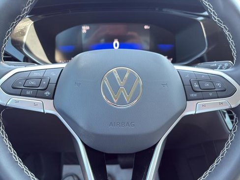 Certified 2023 Volkswagen Taos S image 15