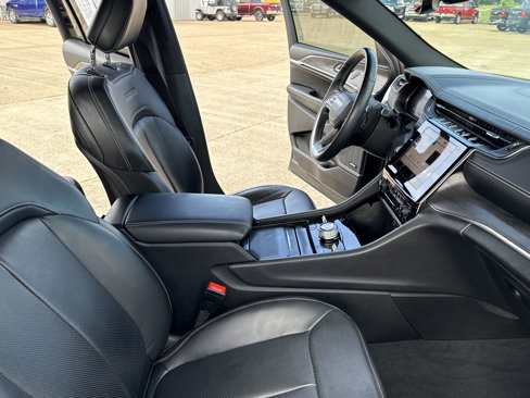 Used 2022 Jeep Grand Cherokee Overland image 29