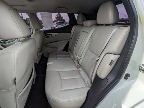 Used 2020 Nissan Rogue Sport SL w/ Premium Package image 11