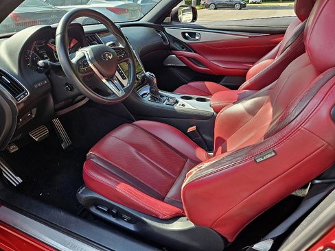Used 2017 INFINITI Q60 Red Sport 400 image 7