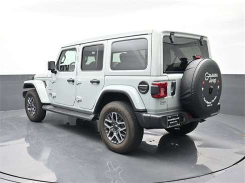Used 2024 Jeep Wrangler Sahara w/ Technology Group image 3