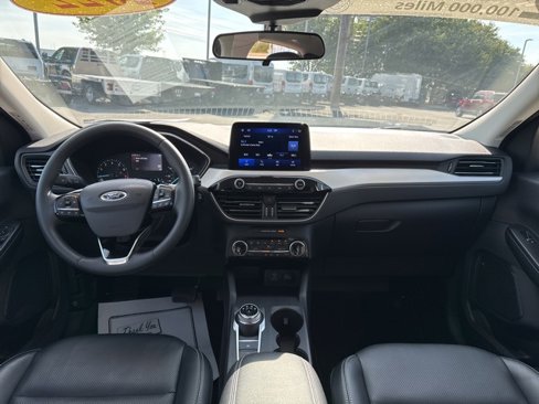 Used 2022 Ford Escape SEL image 9