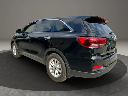 Used 2019 Kia Sorento L image 5