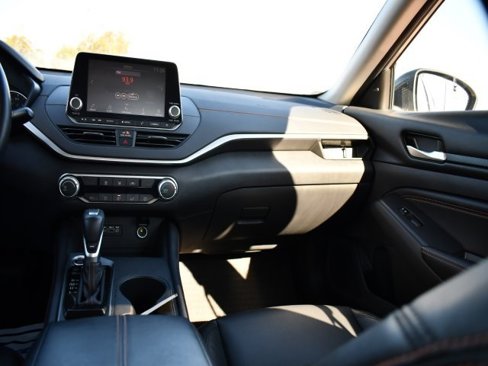 Used 2022 Nissan Altima 2.5 SR image 20