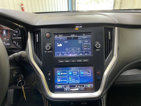 Used 2025 Subaru Outback image 36