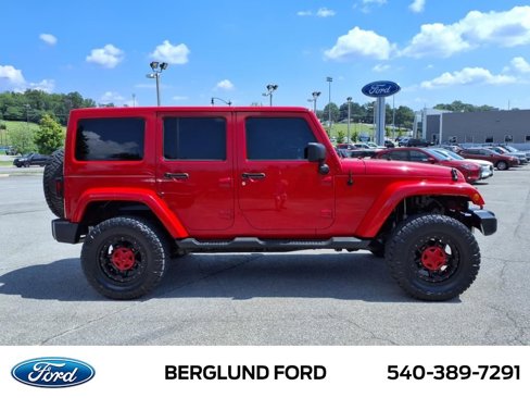 Used 2014 Jeep Wrangler Unlimited Sahara image 4